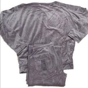 Lush and Plush Other - Lush and Plush velour set in Lavender Lush and Plush Other - Lush and Plush velour set in Lavender